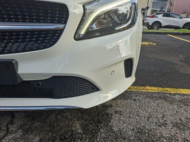 MERCEDES-BENZ A 180 Sport