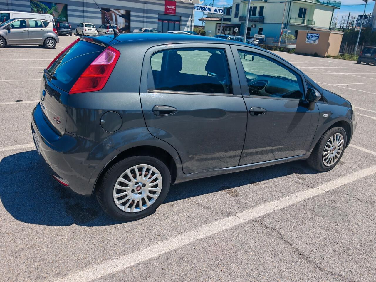 Fiat Punto 1.3 MJT 5p 75cv unico prop, ok neopatentati.