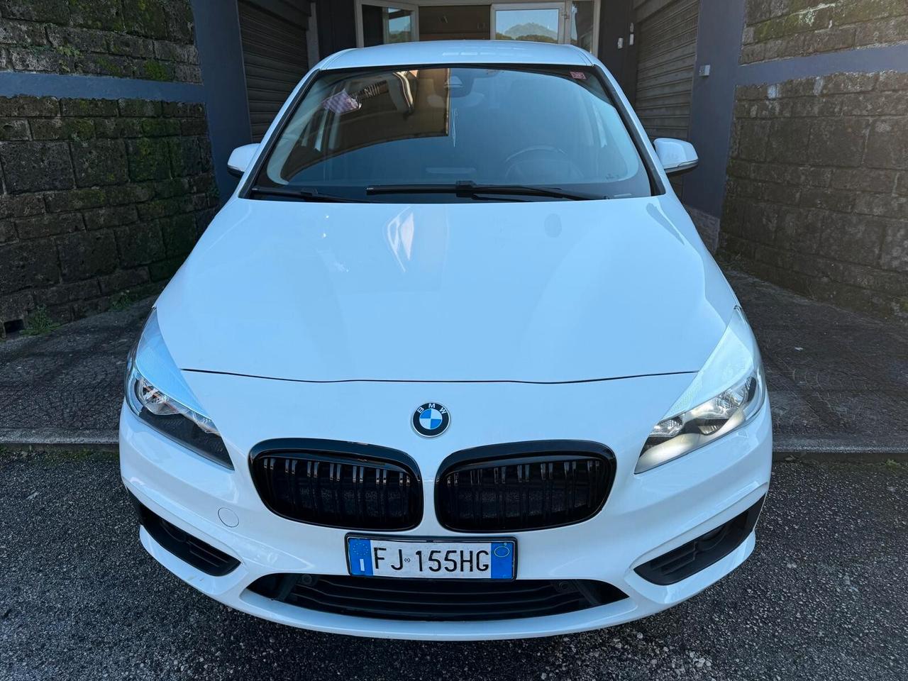 Bmw 2er Active Tourer 218d Luxury