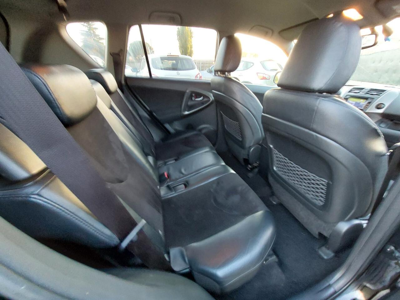 Toyota RAV 4 RAV4 Crossport 2.2 D-4D 150 CV Lounge