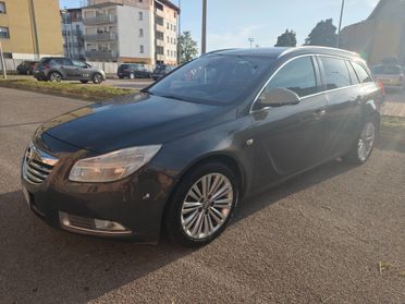 Opel Insignia 2.0 CDTI Sports Tourer Cosmo neopatentati