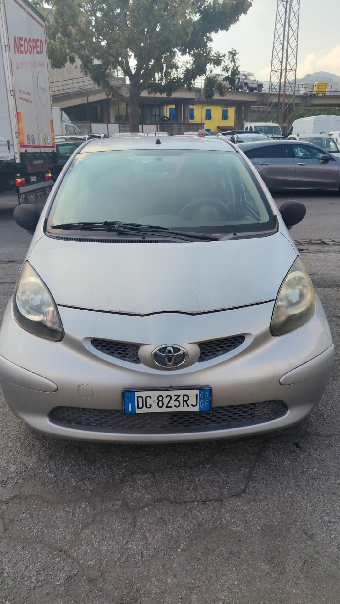 Toyota Aygo 1.0 12V VVT-i 5 porte Now