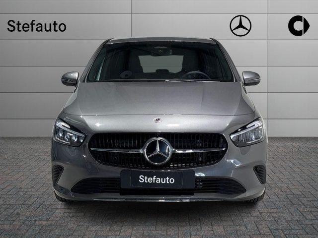MERCEDES-BENZ B 180 d Automatic Street Edition
