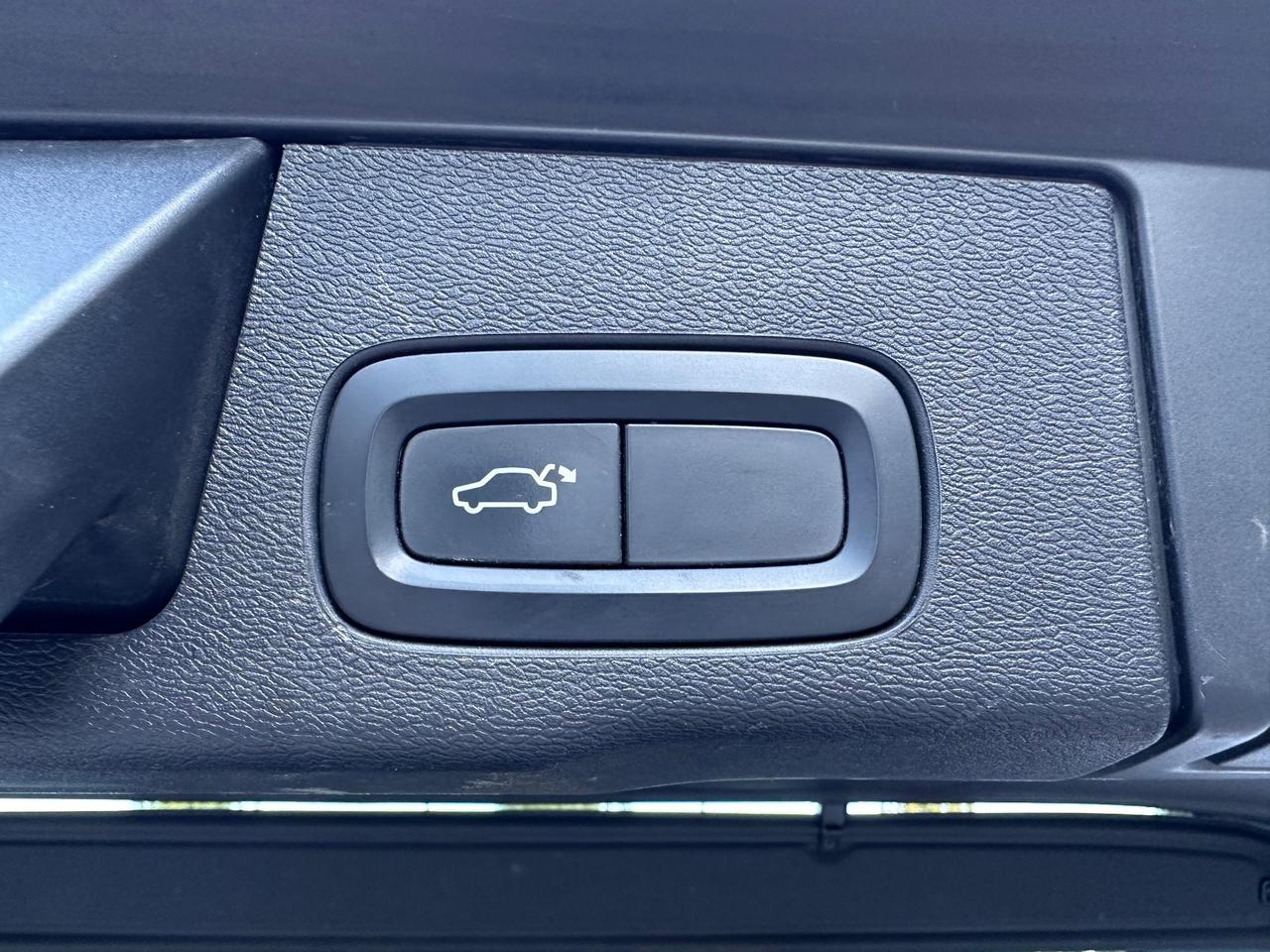 Volvo XC 60 XC60 B4 (d) AWD Geartronic Inscription