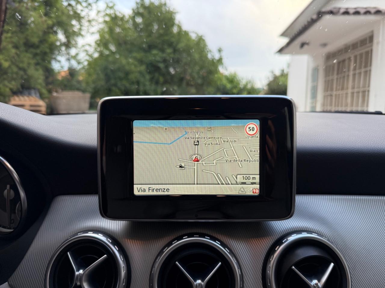 Mercedes-benz GLA 200 GLA 200 CDI Automatic Sport