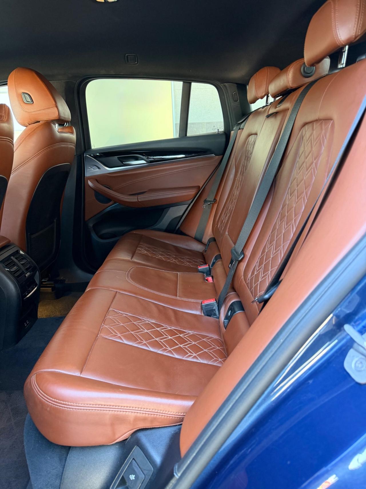 Bmw X4 xdrive 30d mhev 249CV FARI LASER-PELLE
