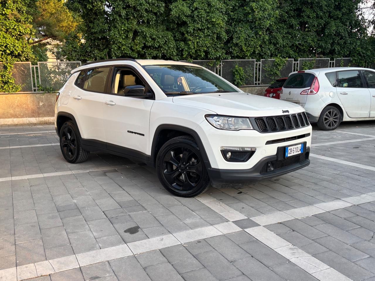 Jeep Compass 1.6 M-Jet Night Eagle 4X2
