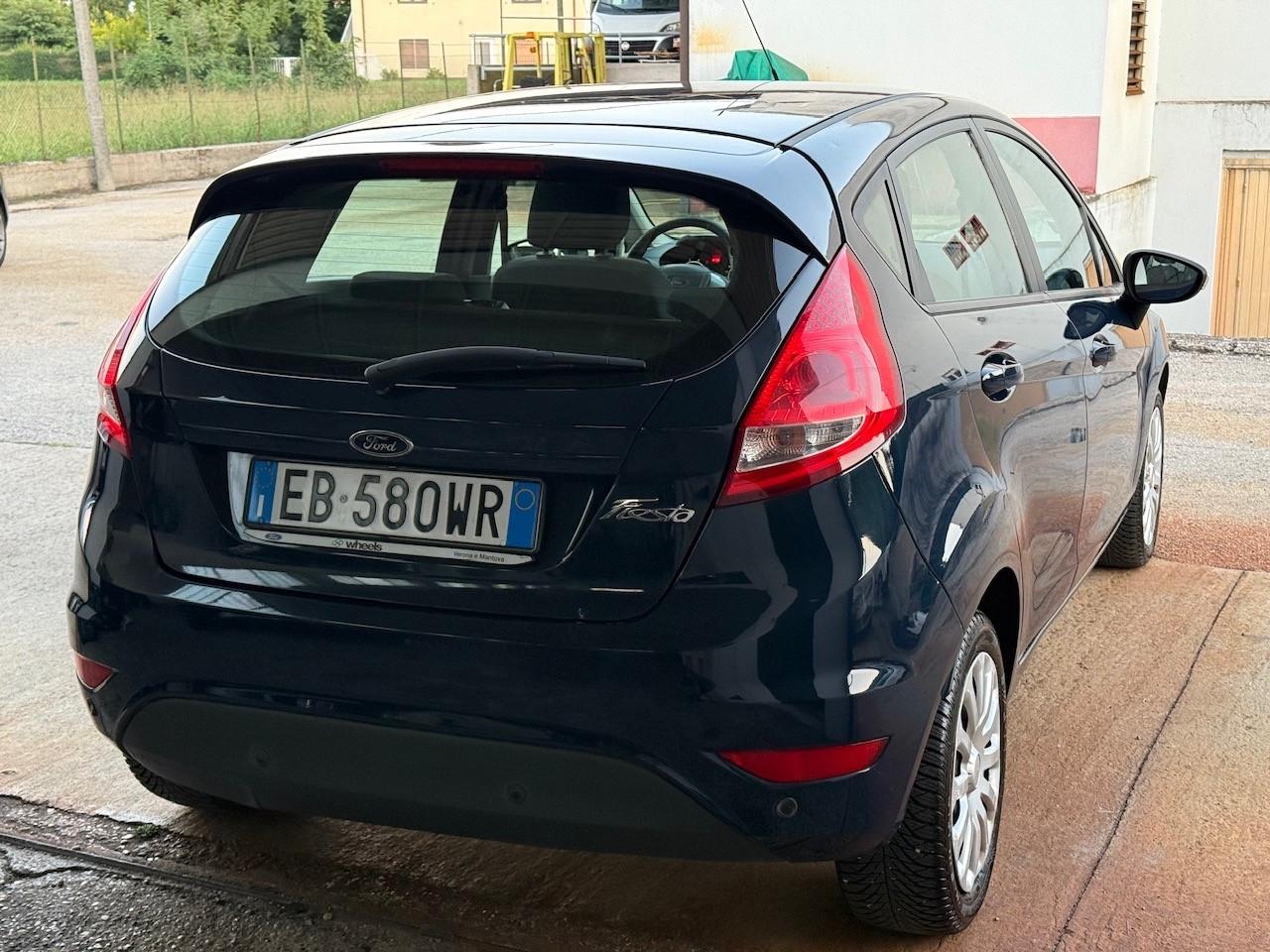 Ford Fiesta 1.4 5 porte Bz.- GPL Titanium