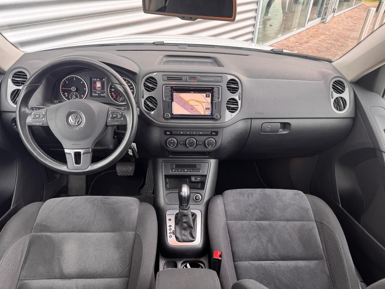 VOLKSWAGEN TIGUAN 2.0TDI DSG 4MOTION SPORT&STYLE