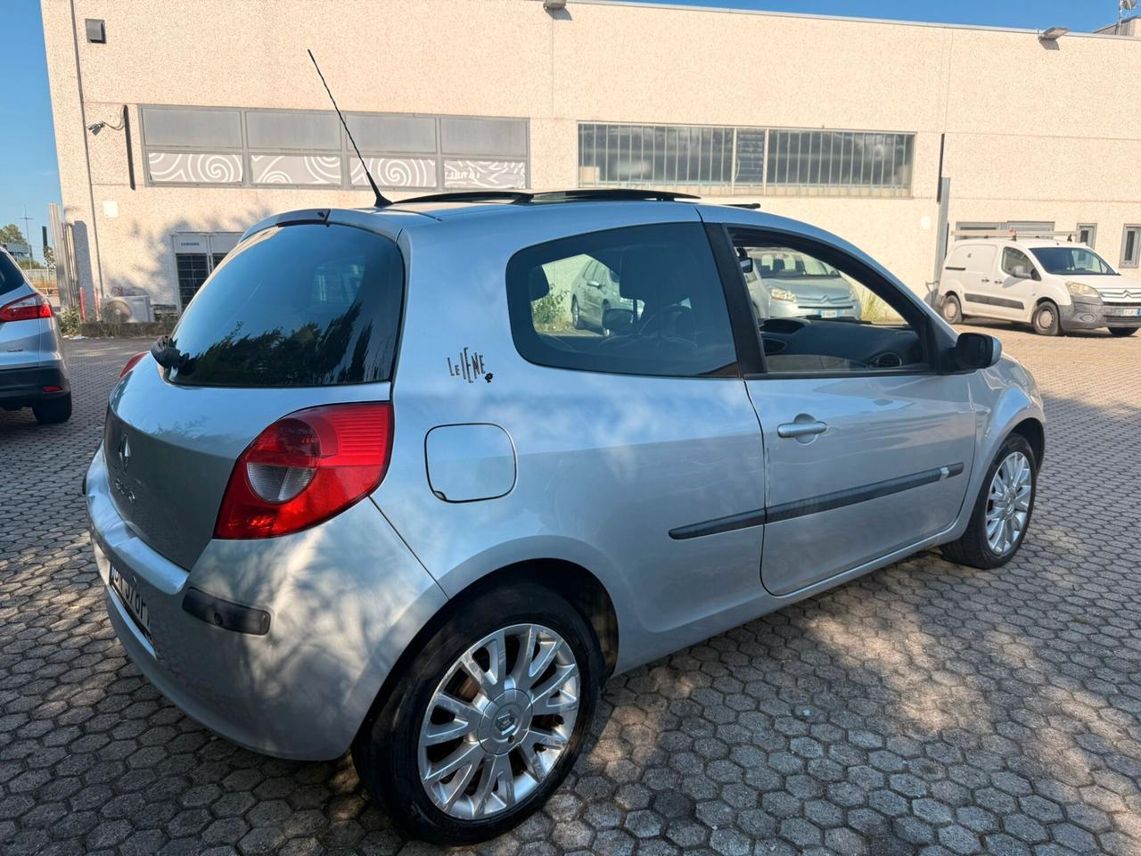 Renault Clio 1.2 16V 3 porte Le Iene