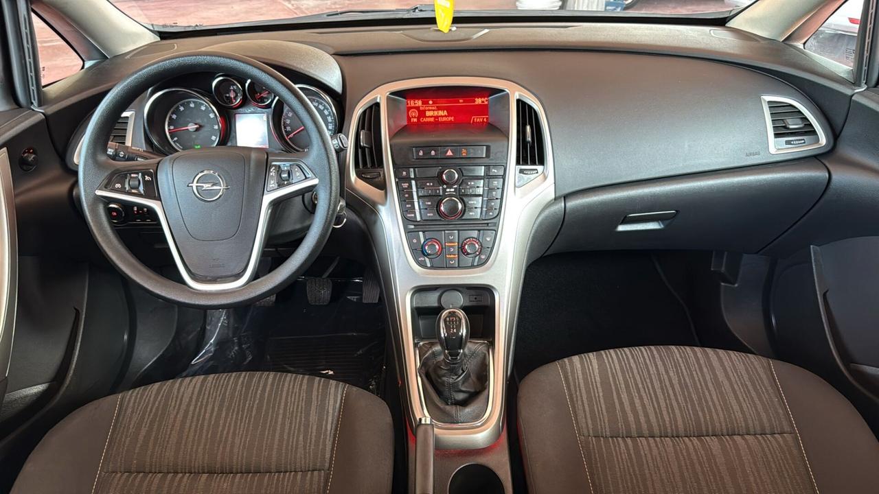 Opel Astra 1.4 100CV 5 porte Elective
