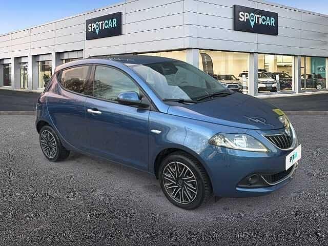 Lancia Ypsilon 1.0 FireFly 5 porte S&S Hybrid Ecochic Gold