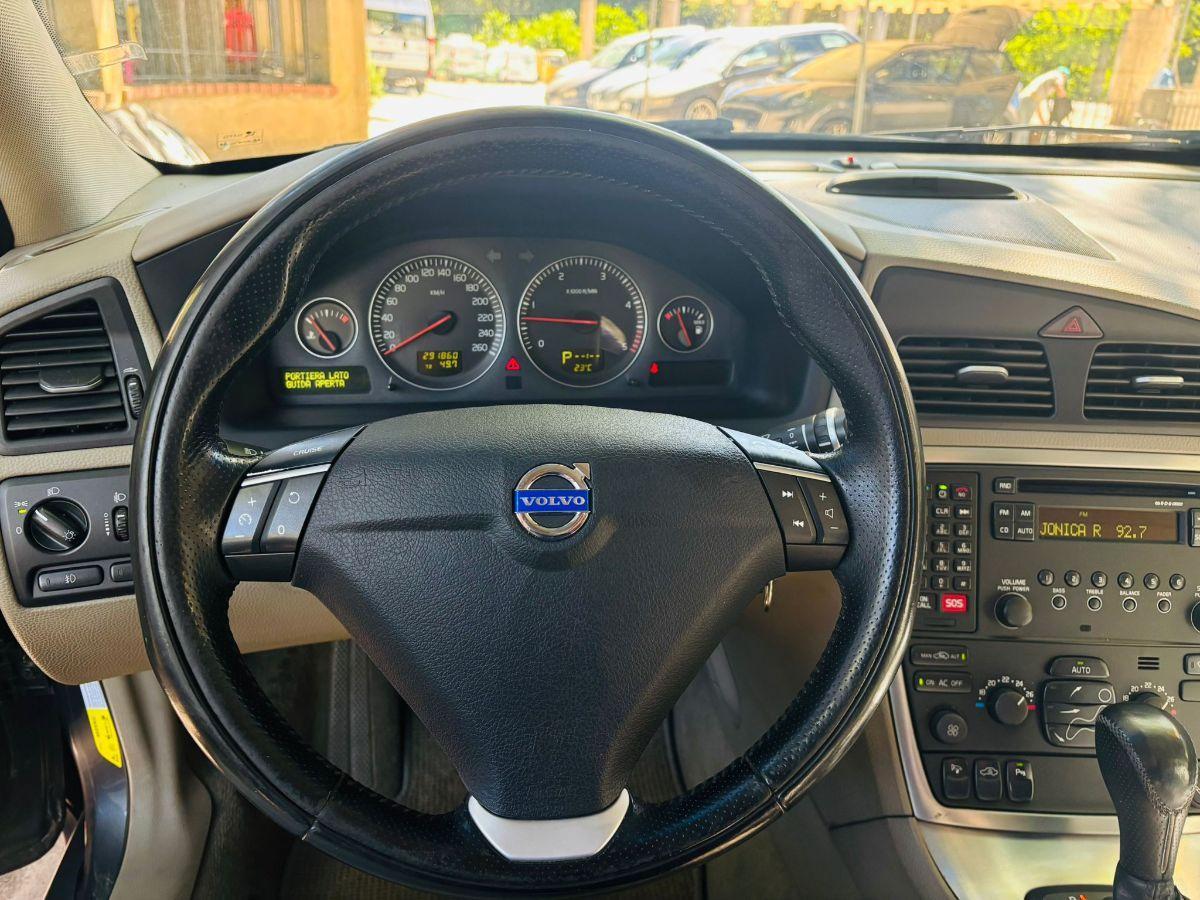 Volvo V70 2.4 D5 Automatica AWD Cross Country