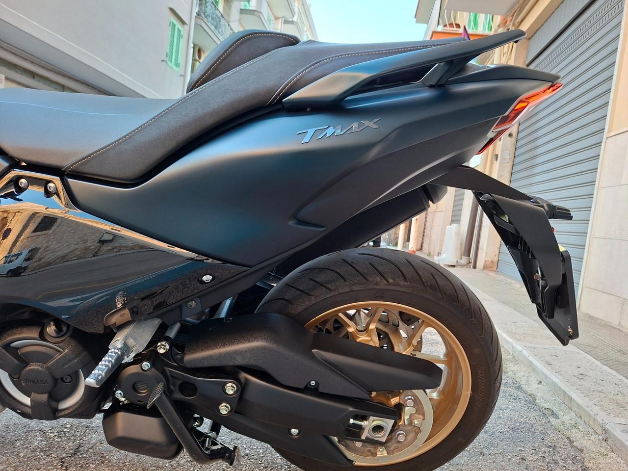 Yamaha T Max 560