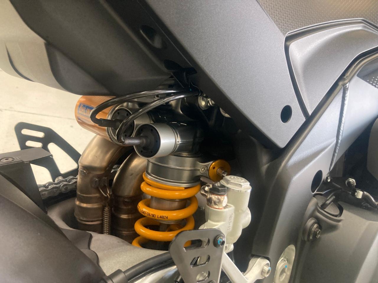 Aprilia RSV4 Factory 2025