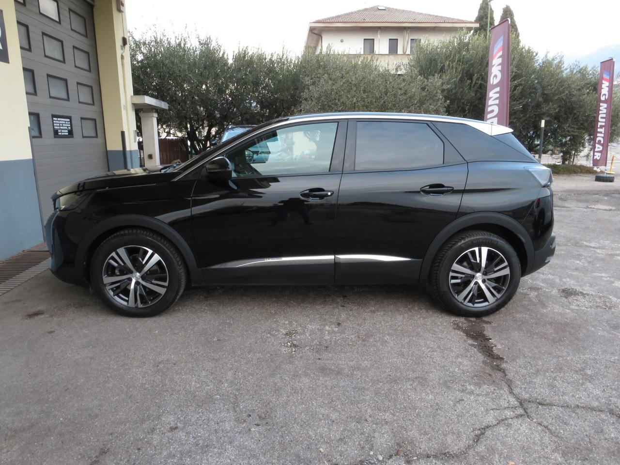 Peugeot 3008 1.5 bluehdi Allure EAT8/full led/adas/navi/keyless