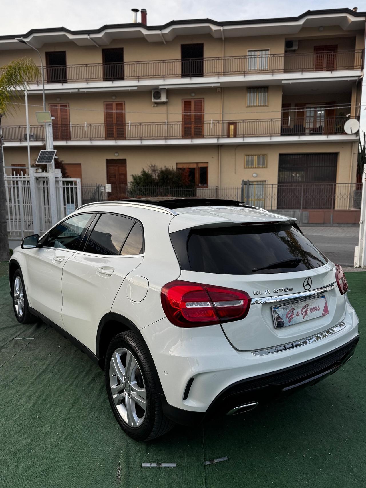 Mercedes-benz GLA 200 d Automatic Premium
