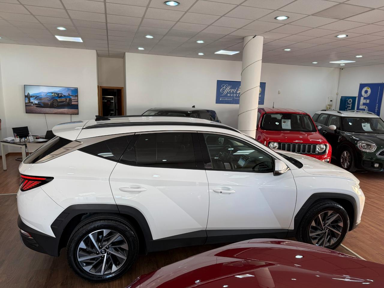 HYUNDAI TUCSON 1.6CRDi MHD 136CV XLine-Marzo 2023