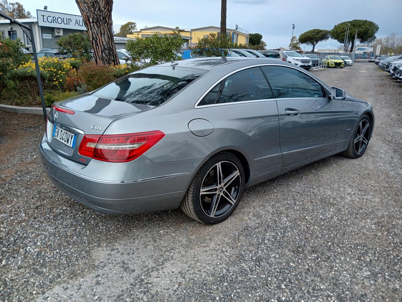 Mercedes-benz E 220 CDI Coupé BlueEFFICIENCY