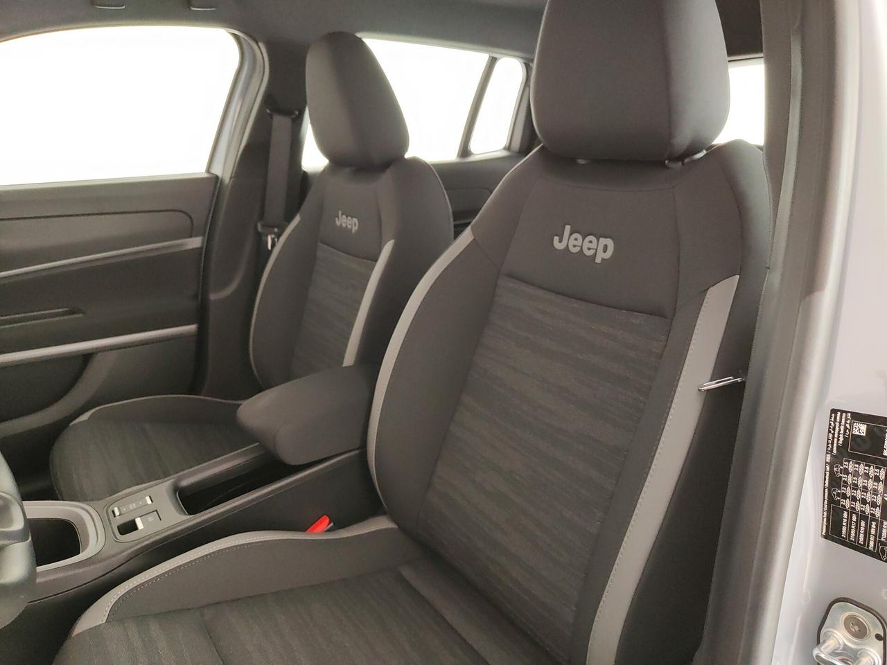 Jeep Avenger 1.2 Turbo 110 CV MHEV Longitude