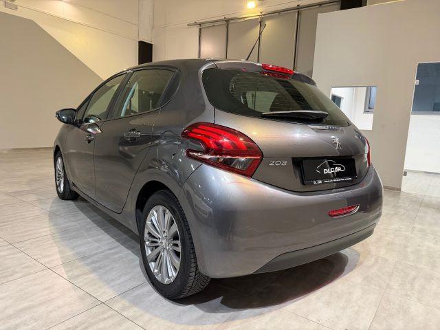 PEUGEOT 208 1.2 PureTech 82CV 5P. Signature
