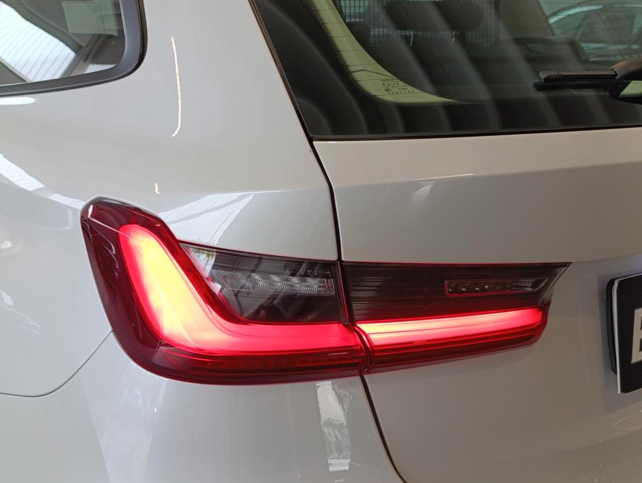 BMW 316 d Touring mhev 48V Business Advantage auto