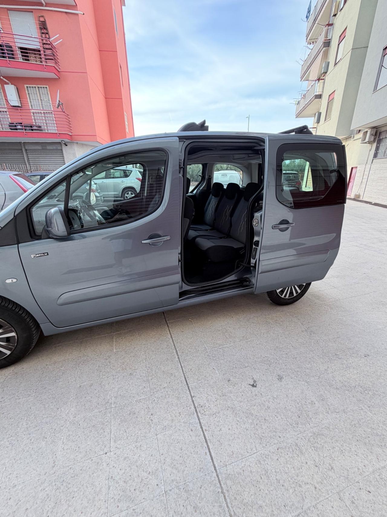 Peugeot Partner Tepee 1.6 HDi 92CV Outdoor