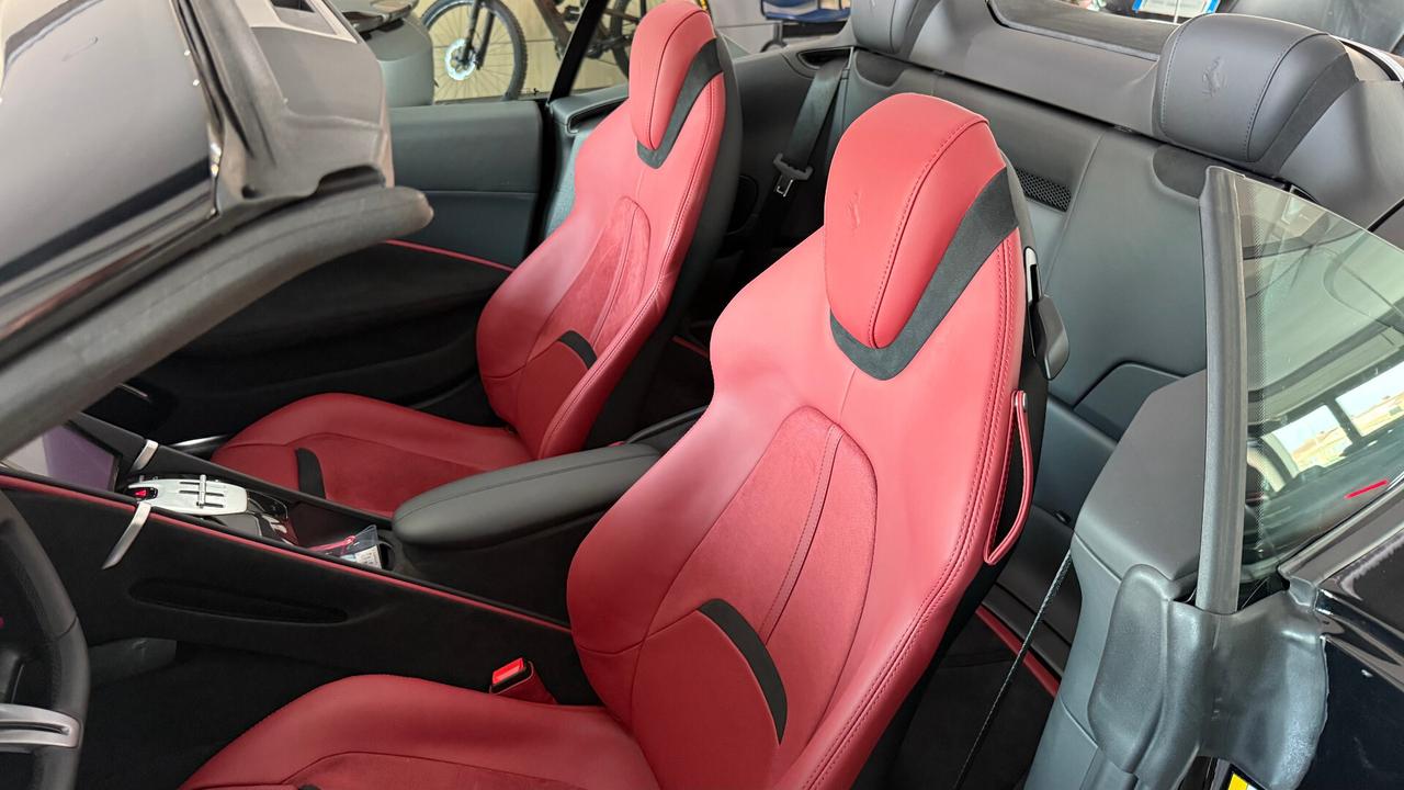 Ferrari Roma Spider KM0 UFF ITALIA