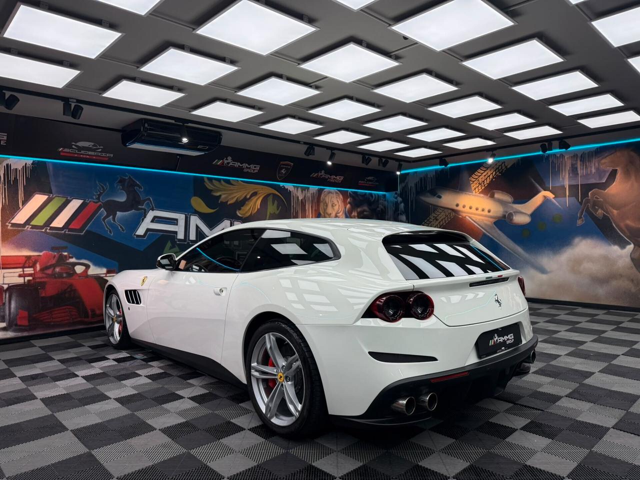 Ferrari GTC4 Lusso T (919)