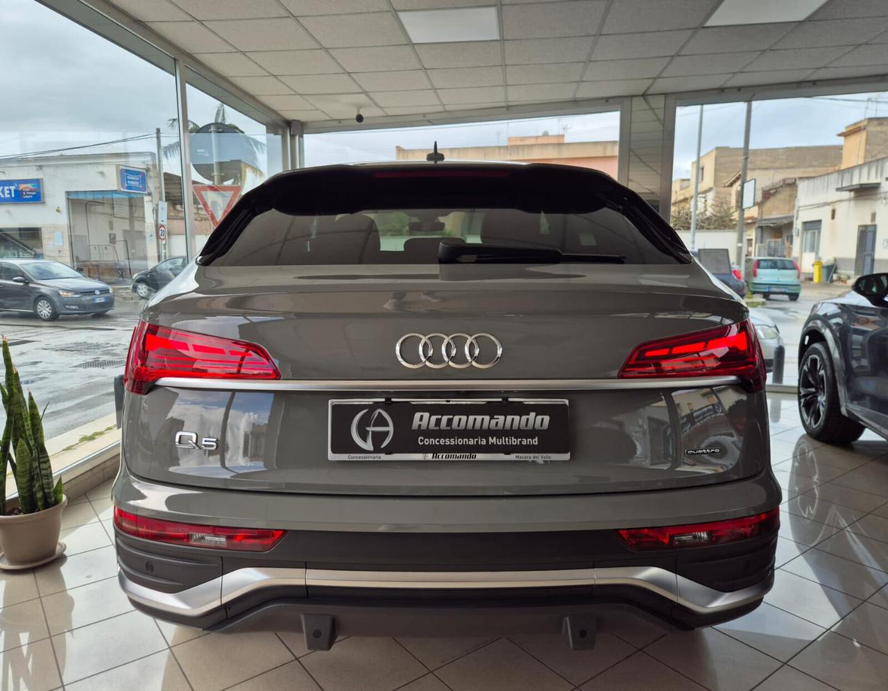Audi Q5 40 TDI 204 CV Quattro S-tronic S-line Plus