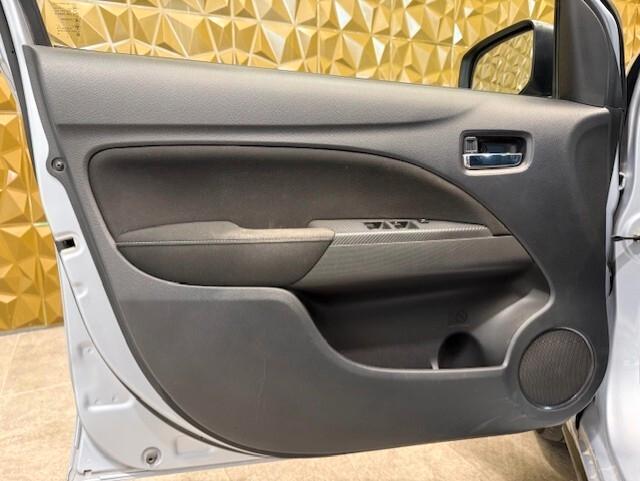 Mitsubishi Space Star 1.0 bi-fuel GPL Intense SDA