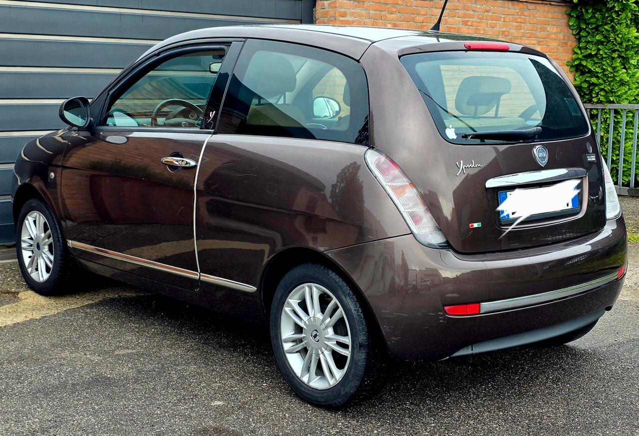 Lancia Ypsilon diva benzină GPL 1.2 neopatentati