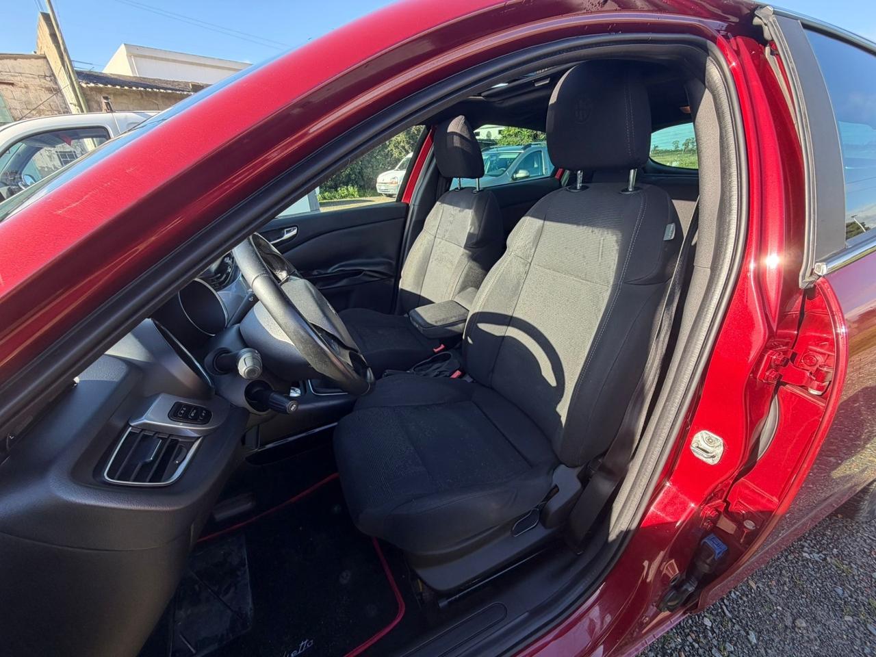 Alfa Romeo Giulietta 1.6 JTDm-2 105 CV Distinctive