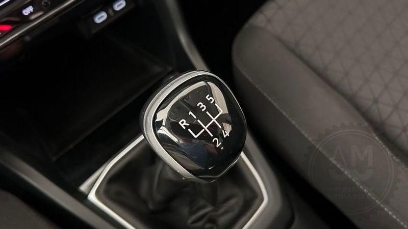 Volkswagen T-Cross 1.0 TSI Style BMT IQ PACK CARPLAY CLIMA AUTOM.