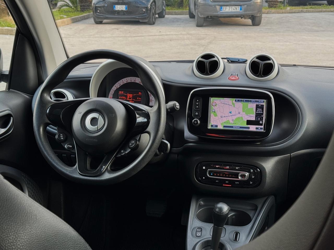 Smart forTwo 1.0 Youngster 71CV Twin TETTO NAVI PELLE