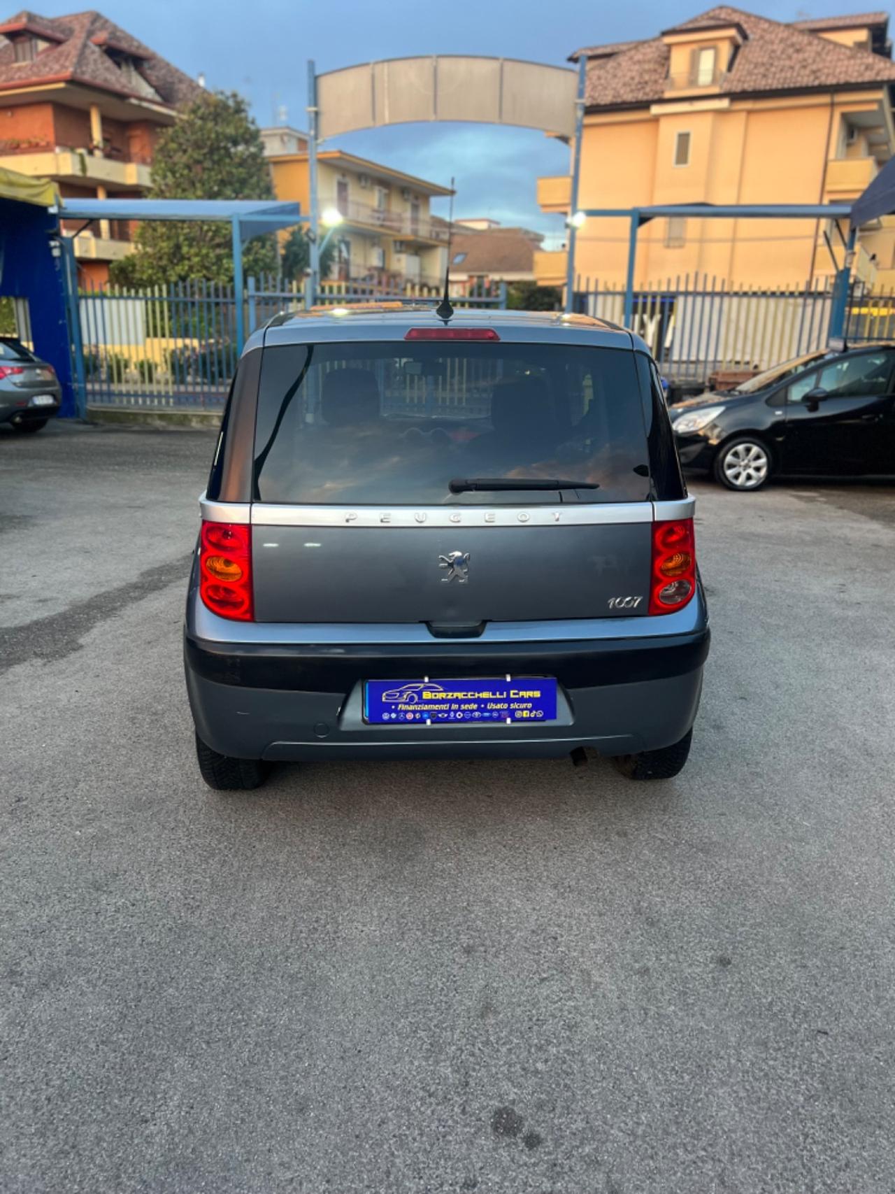 Peugeot 1007 1.4 Happy