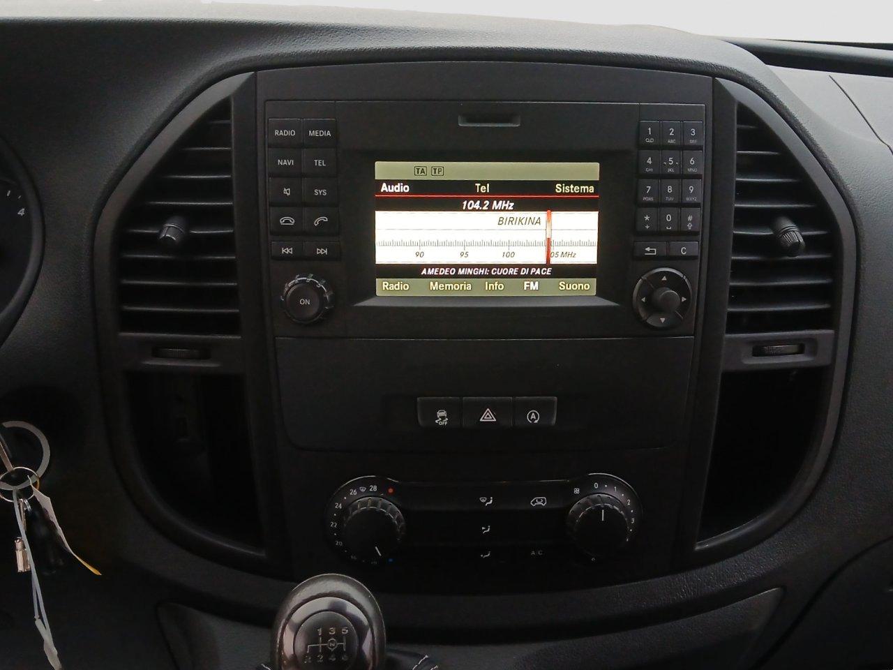 MERCEDES Vito 114 cdi long E6