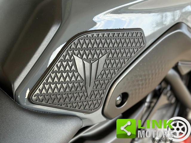 YAMAHA MT-07 LANCH EDITION STORM FLUO