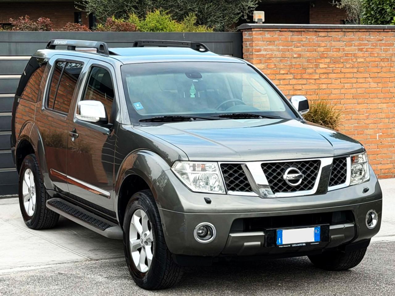 Nissan Pathfinder 2.5 dCi Platinum-7Posti-Navi,Pelle,Tetto-2010