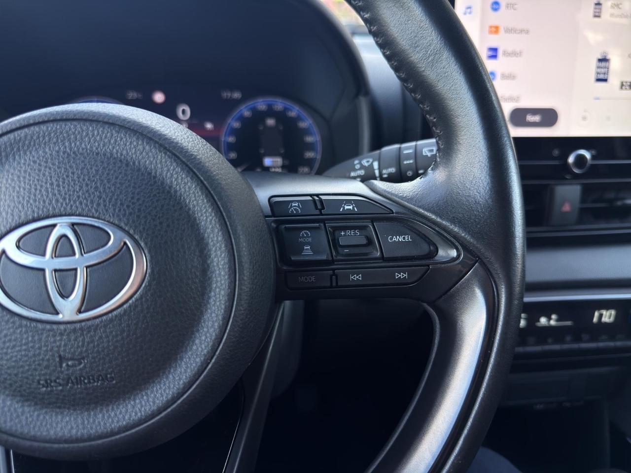 Toyota Yaris 1.5 92cv Hybrid 5 porte FULL MANIACALE