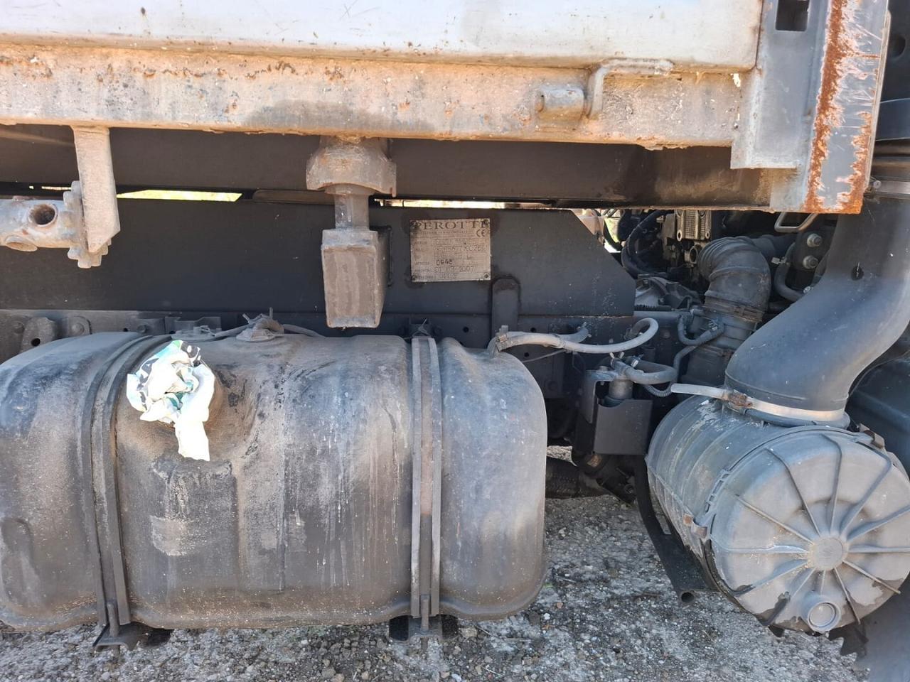 ISUZU RIBALTABILE 3.0 DIESEL SINISTRATO