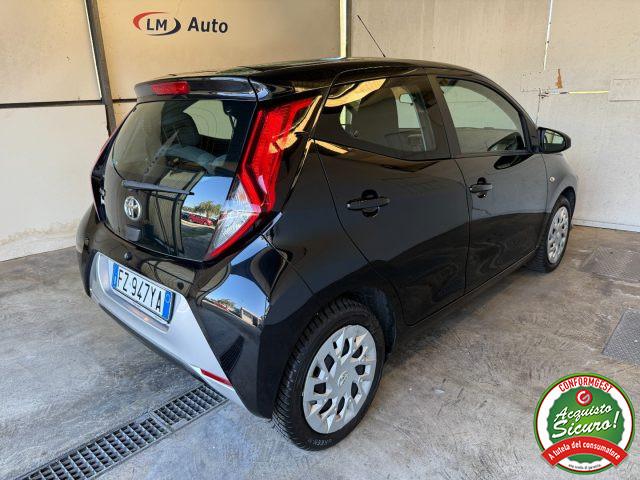 TOYOTA Aygo Connect 1.0 VVT-i 72 CV x-play PREZZO REALE
