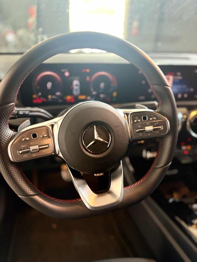 MERCEDES-BENZ A 250 e hybrid EQ Premium