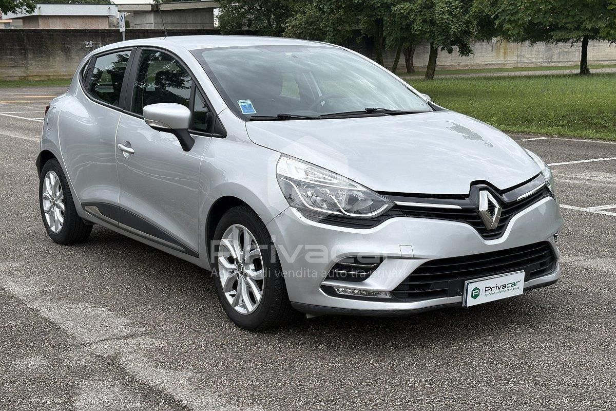 RENAULT Clio dCi 8V 90 CV EDC 5 porte Moschino Intens