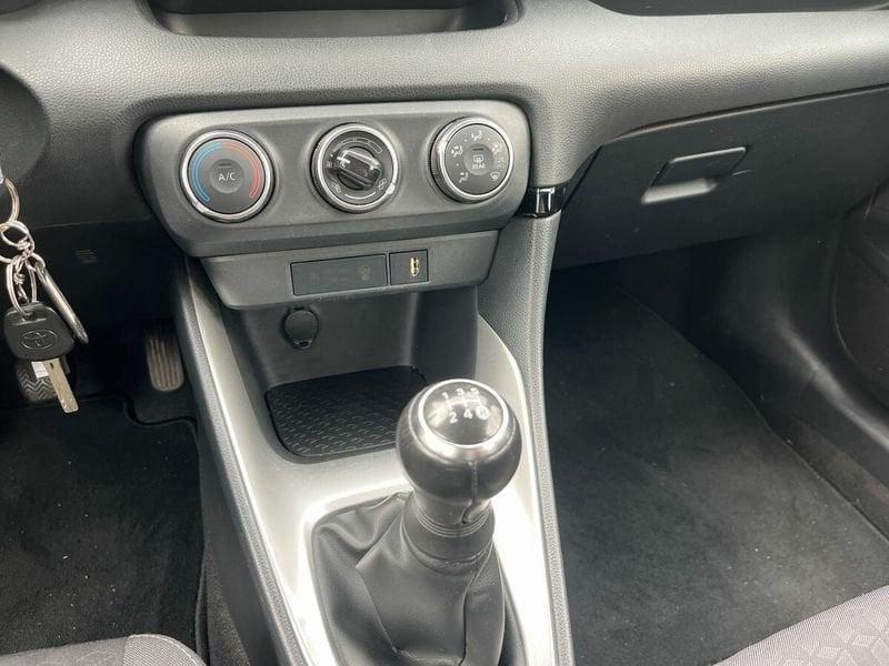 Toyota Yaris Yaris 1.0 Active