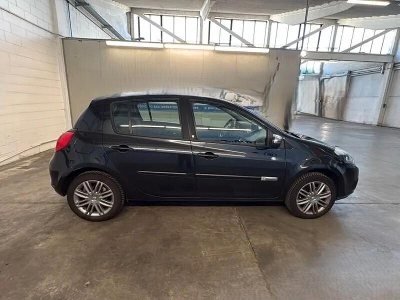 Renault Clio 1.2 16V 5 porte Luxe