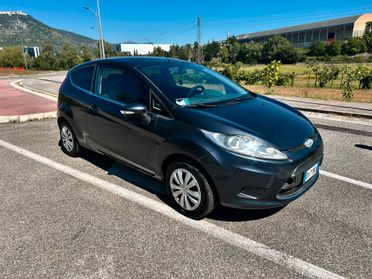 Ford Fiesta 1.2 60CV 5p. TITANIUM