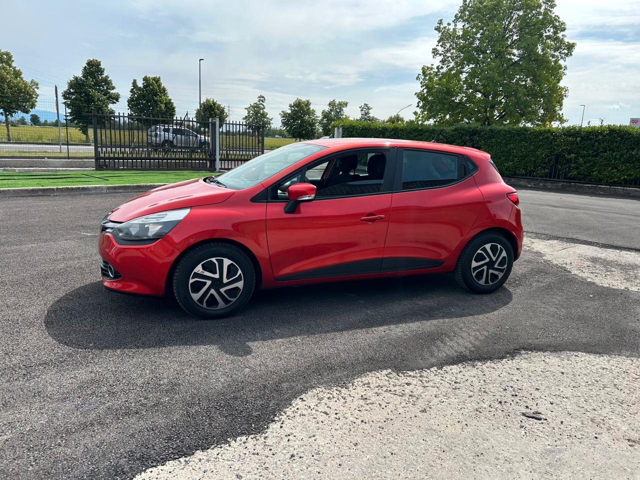 Renault Clio 1.5 dCi 8V 75CV Start&Stop 5 porte Duel