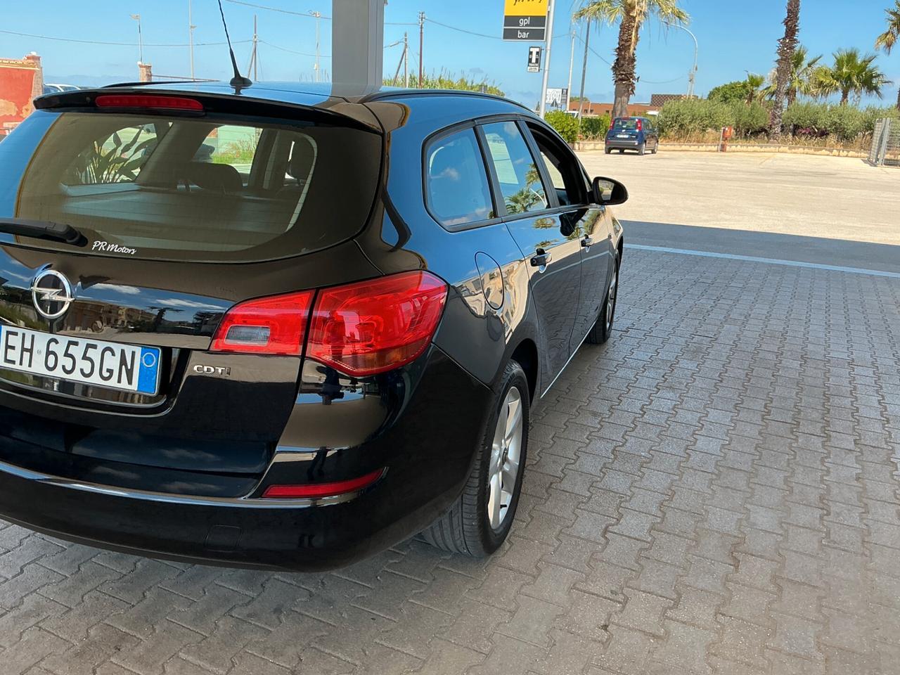 Opel Astra 1.7 CDTI 110CV Sports Tourer Elective