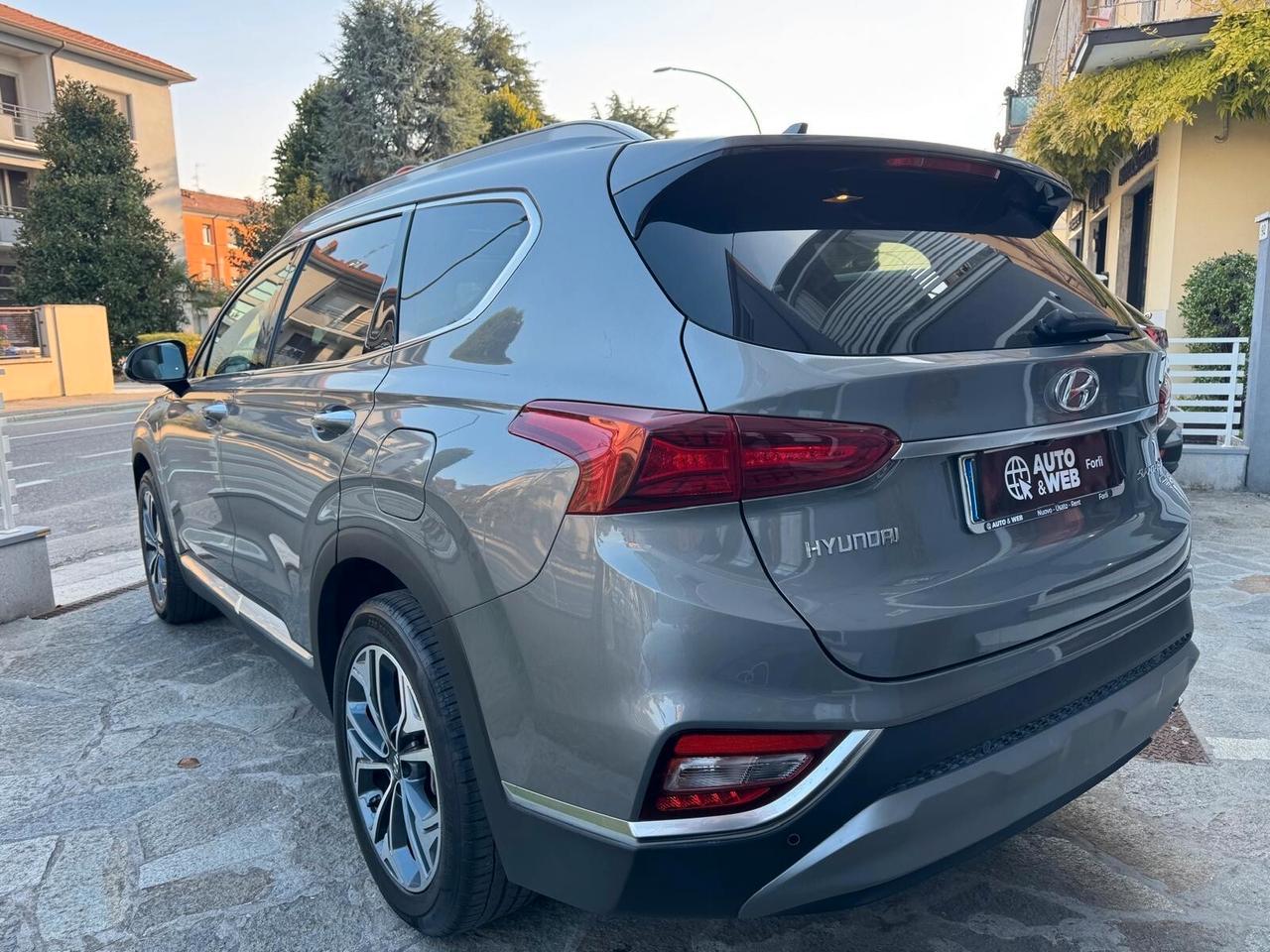 HYUNDAI SANTA FE 2.2 CRDi 4WD A/T 7p XPRIME